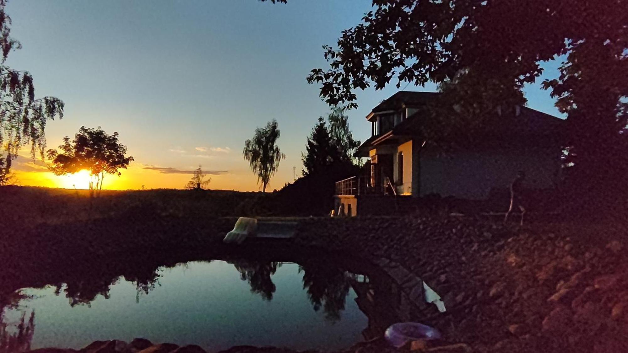 Dom Nad Jeziorem Zbiczno Siedlisko Grzmieca Luaran gambar